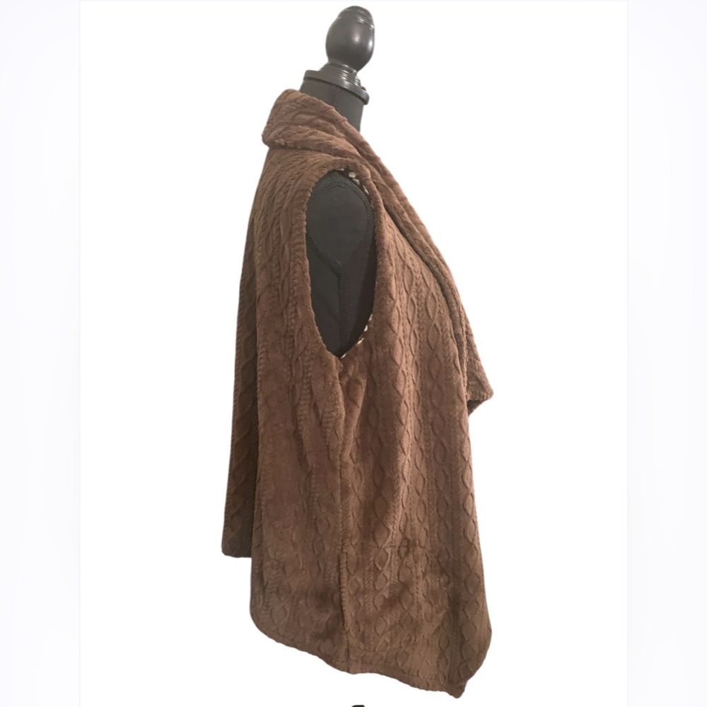 Women’s ANYBODY Chocolate Brown Suede Velvety Vest Size Large - Picture 3 of 9